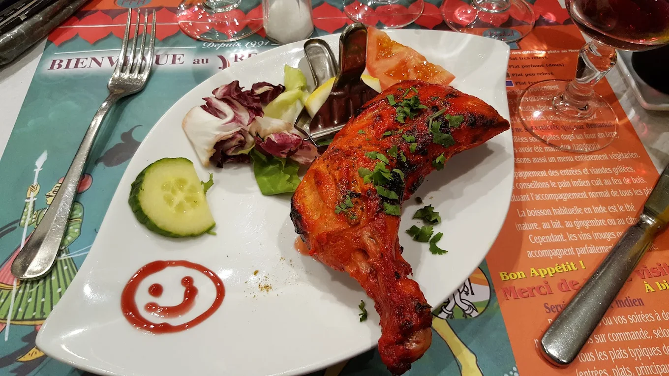 Le Gandhi Gallery Image